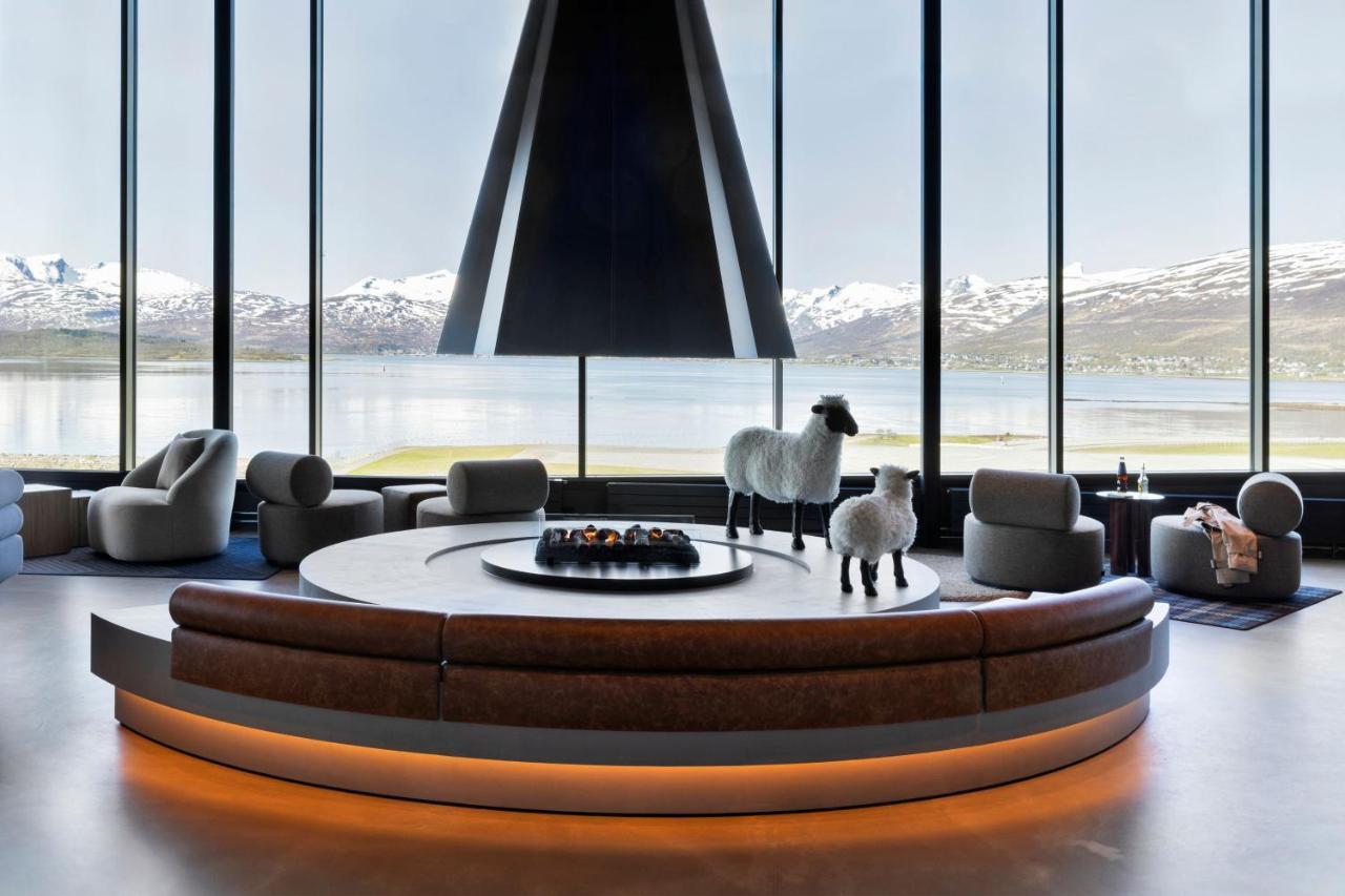 Moxy Tromso Hotel ภายนอก รูปภาพ