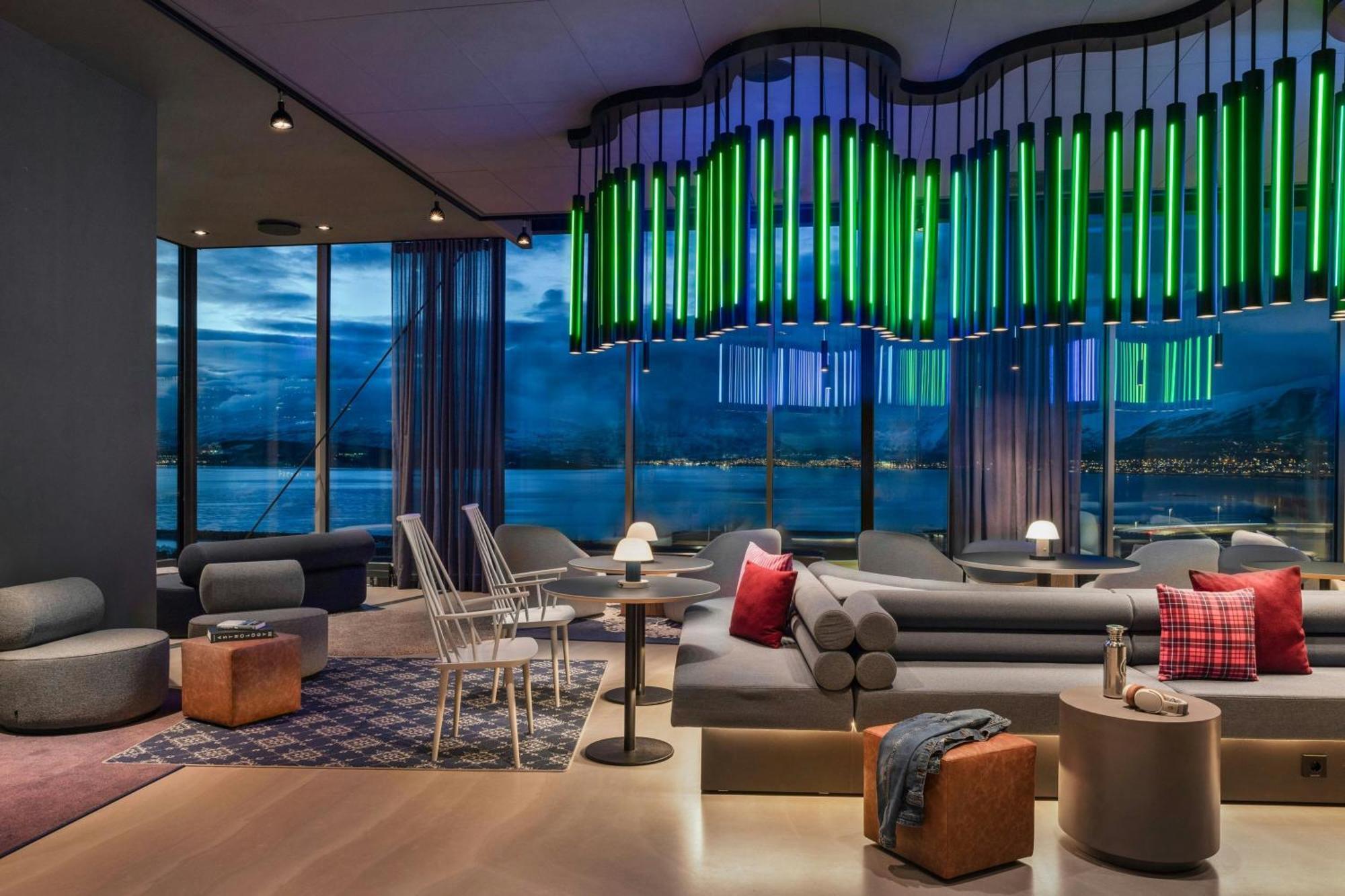 Moxy Tromso Hotel ภายนอก รูปภาพ